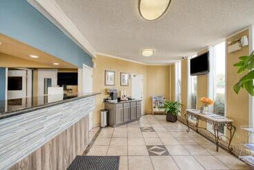 مُتل Oyo Hotel Alexandria La Hwy 165