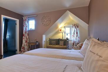 B&b Charming Escape