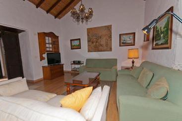 Cuevas Morenas