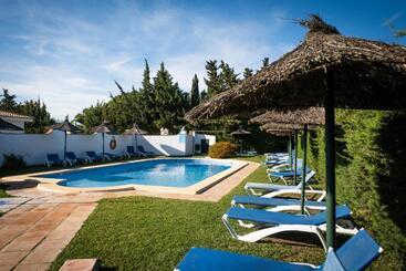 Hostal Cabo Roche
