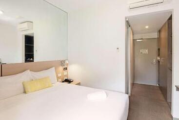 هتل Ibis Darwin Airport
