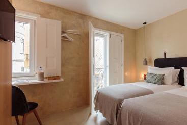 هتل Dear Lisbon - Living House