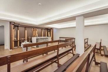 هتل Essence Inn Marianos