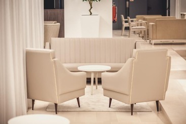 هتل Essence Inn Marianos