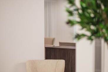 هتل Essence Inn Marianos