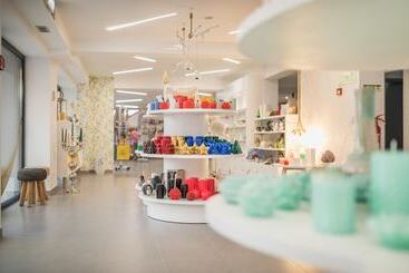 هتل Essence Inn Marianos