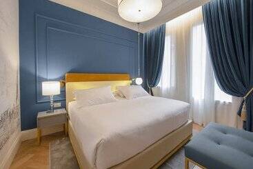 هتل H10 Palazzo Canova