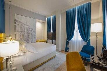 هتل H10 Palazzo Canova