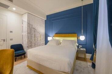 هتل H10 Palazzo Canova