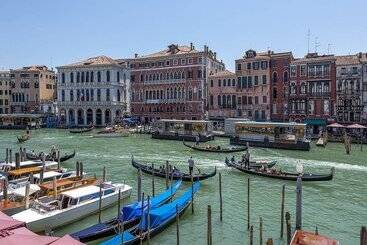 هتل H10 Palazzo Canova