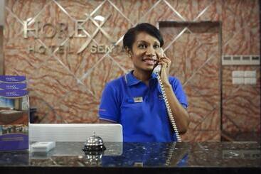 هتل Horison Express Sentani