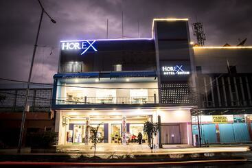 هتل Horison Express Sentani