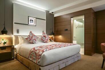 Movenpick Hotel & Convention Centre Klia