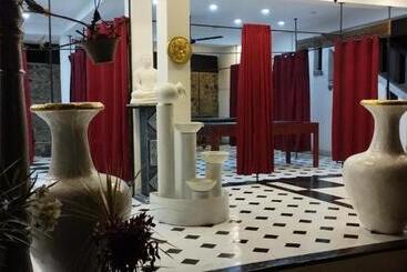 هتل Nirvana Beach Boutique