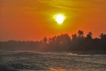 هتل Nirvana Beach Boutique