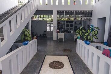 هتل Nirvana Beach Boutique