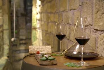 هتل Palacio Tondon, La Rioja Brinas, Autograph Collection
