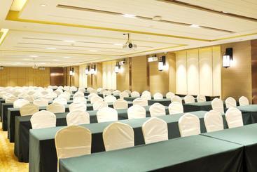 Shenzhen Luwan International Hotel And Resort