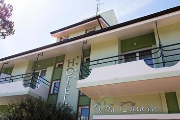 هتل Villa Chiara