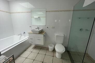 Millthorpe Motel