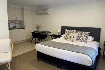 Millthorpe Motel