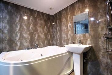 مُتل Residence Hotel R