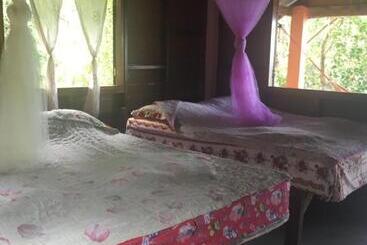 استراحتگاه Mama's Bungalows Koh Chang Ranong