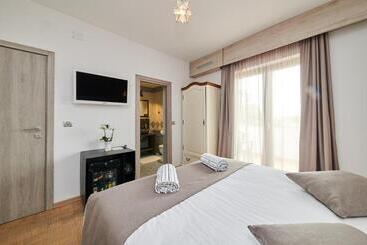 住宿加早餐  Boutique Rooms Luna