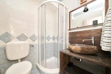 住宿加早餐  Boutique Rooms Luna