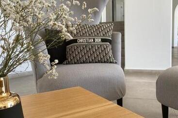 هتل Absolute Mykonos Suites & More