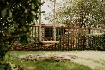 هتل Bed And Breakfast Kolo Adults Only