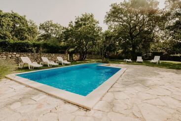 هتل Bed And Breakfast Kolo Adults Only