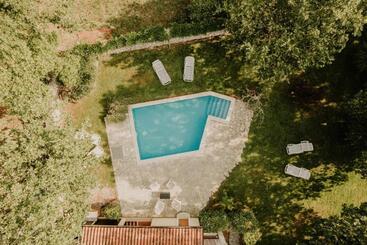 هتل Bed And Breakfast Kolo Adults Only