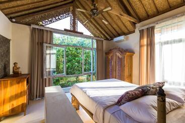 هتل Boho Bingin Beach Bali