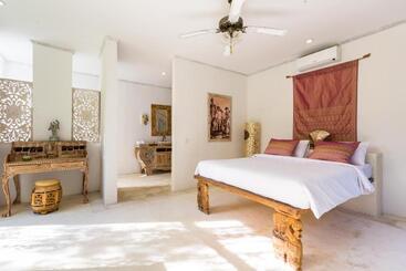 هتل Boho Bingin Beach Bali