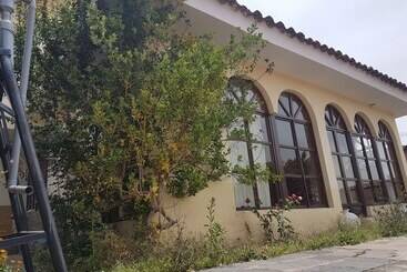 هتل Casa Encuentro San Blas