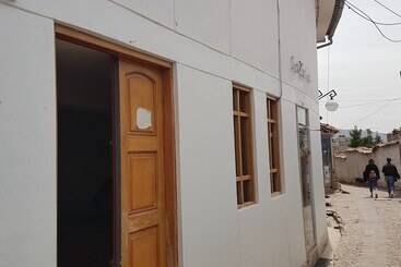 هتل Casa Encuentro San Blas