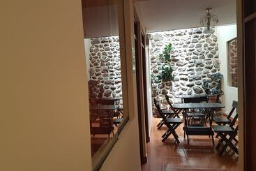 هتل Casa Encuentro San Blas