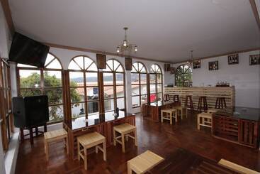 هتل Casa Encuentro San Blas
