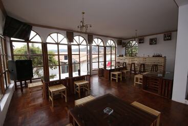 هتل Casa Encuentro San Blas