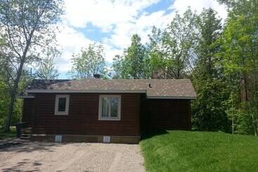 هتل Chalets & Spa Lac Saint Jean