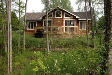 هتل Chalets & Spa Lac Saint Jean