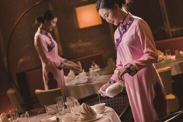 هتل Hilton Shenyang