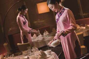 هتل Hilton Shenyang