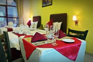 Mirage Hotel Al Aqah