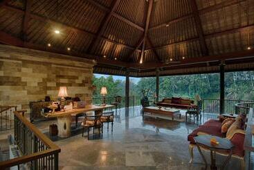 هتل The Iyang Ubud