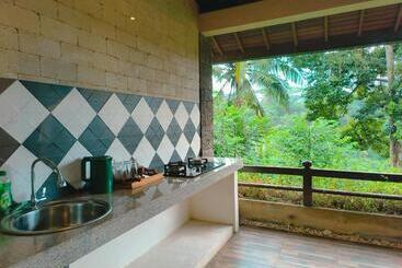 هتل The Iyang Ubud