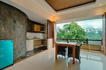 هتل The Iyang Ubud