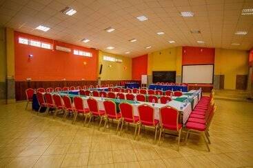هتل Royal Minni Inn