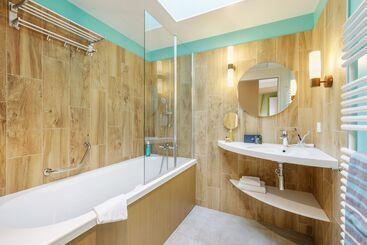 هتل Center Parcs Le Bois Aux Daims